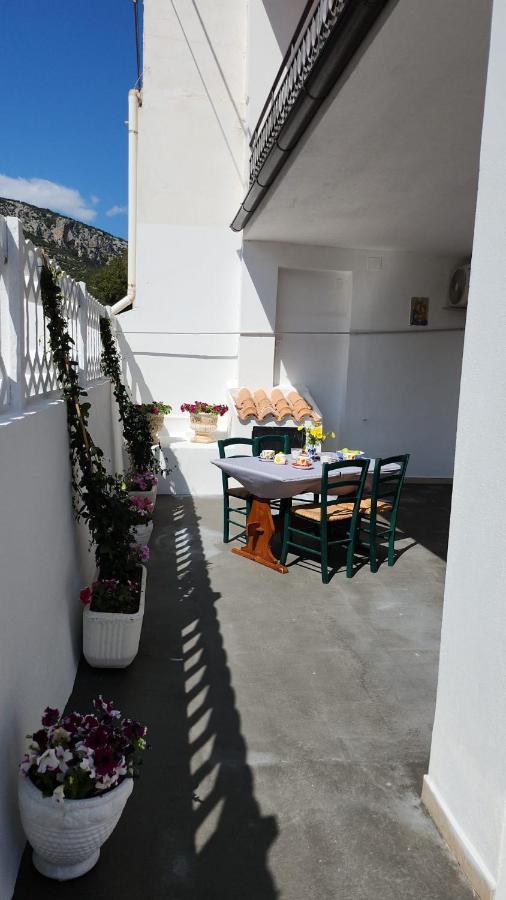 Apartament Zose - Casa Al Mare Cala Gonone Zewnętrze zdjęcie